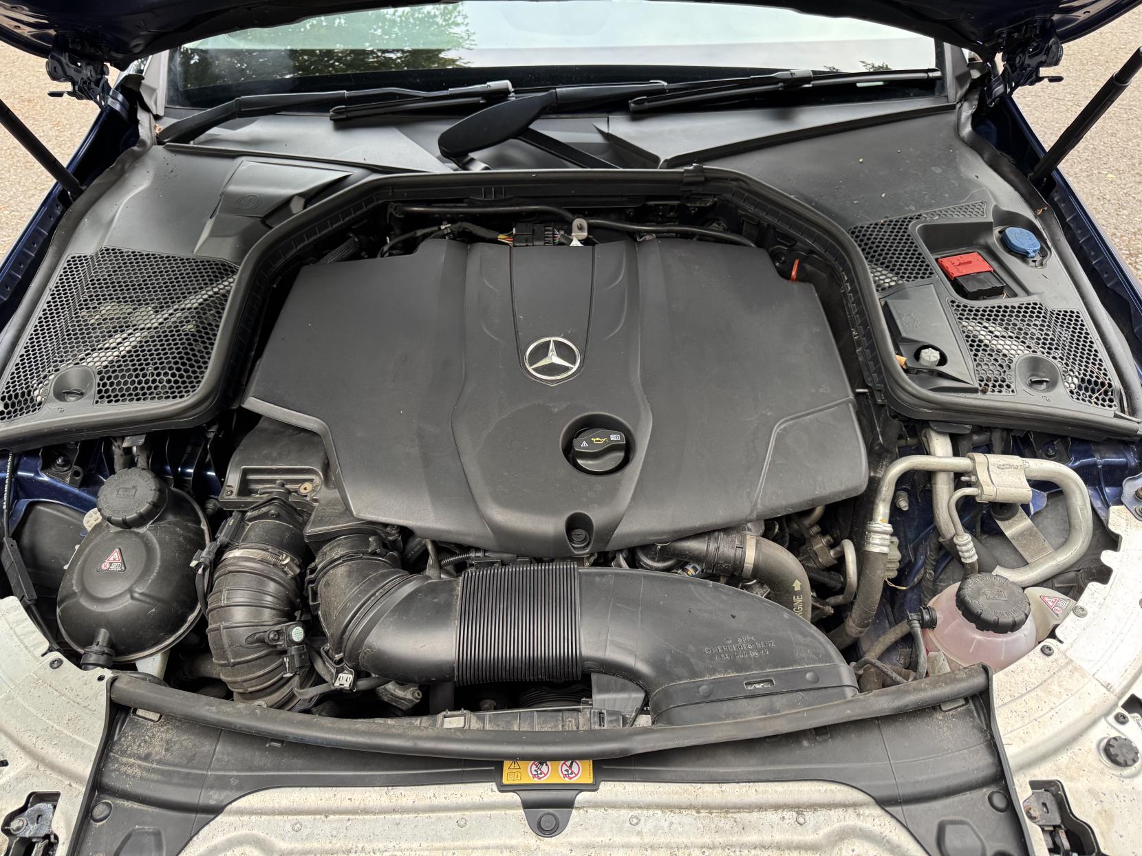 Mercedes-Benz C Class 2.1 C220d Sport Saloon 4dr Diesel Manual Euro 6 (s/s) (170 ps)
