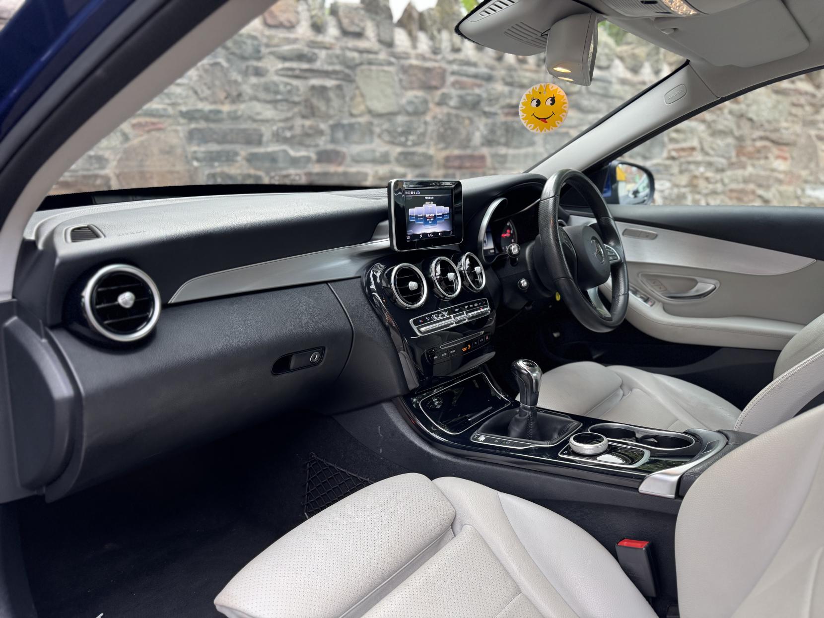 Mercedes-Benz C Class 2.1 C220d Sport Saloon 4dr Diesel Manual Euro 6 (s/s) (170 ps)