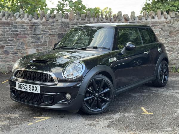 MINI Hatch 1.6 Cooper S Hatchback 3dr Petrol Manual Euro 5 (s/s) (184 ps)