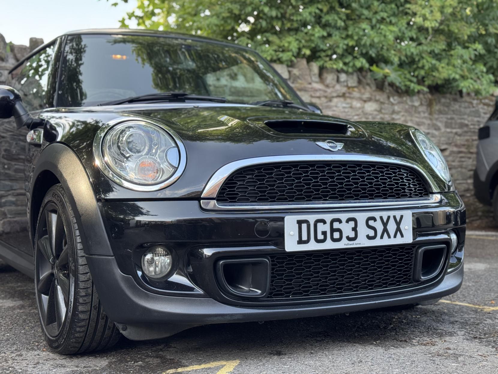 MINI Hatch 1.6 Cooper S Hatchback 3dr Petrol Manual Euro 5 (s/s) (184 ps)