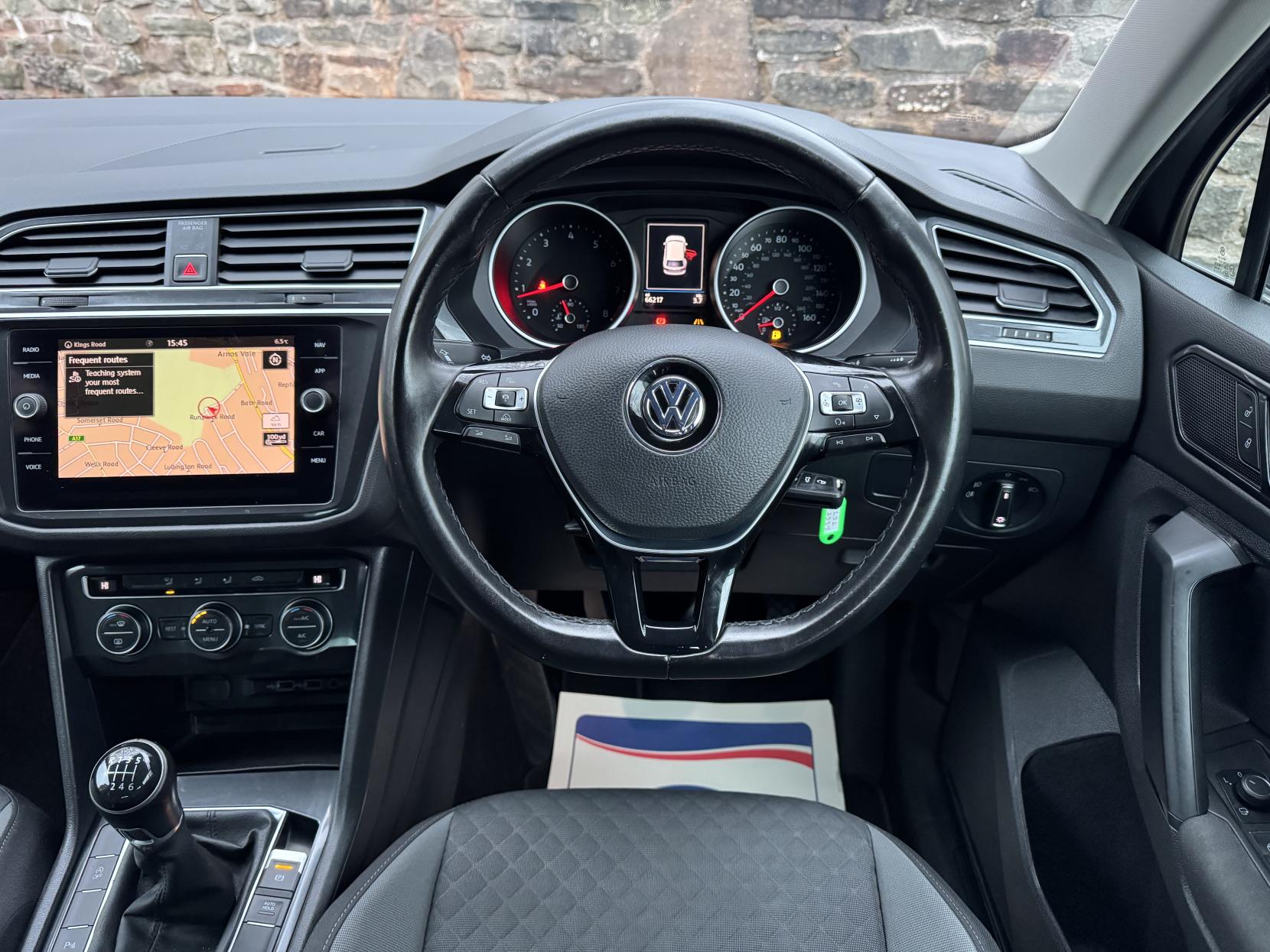 Volkswagen Tiguan 1.4 TSI SE Navigation SUV 5dr Petrol Manual Euro 6 (s/s) (125 ps)