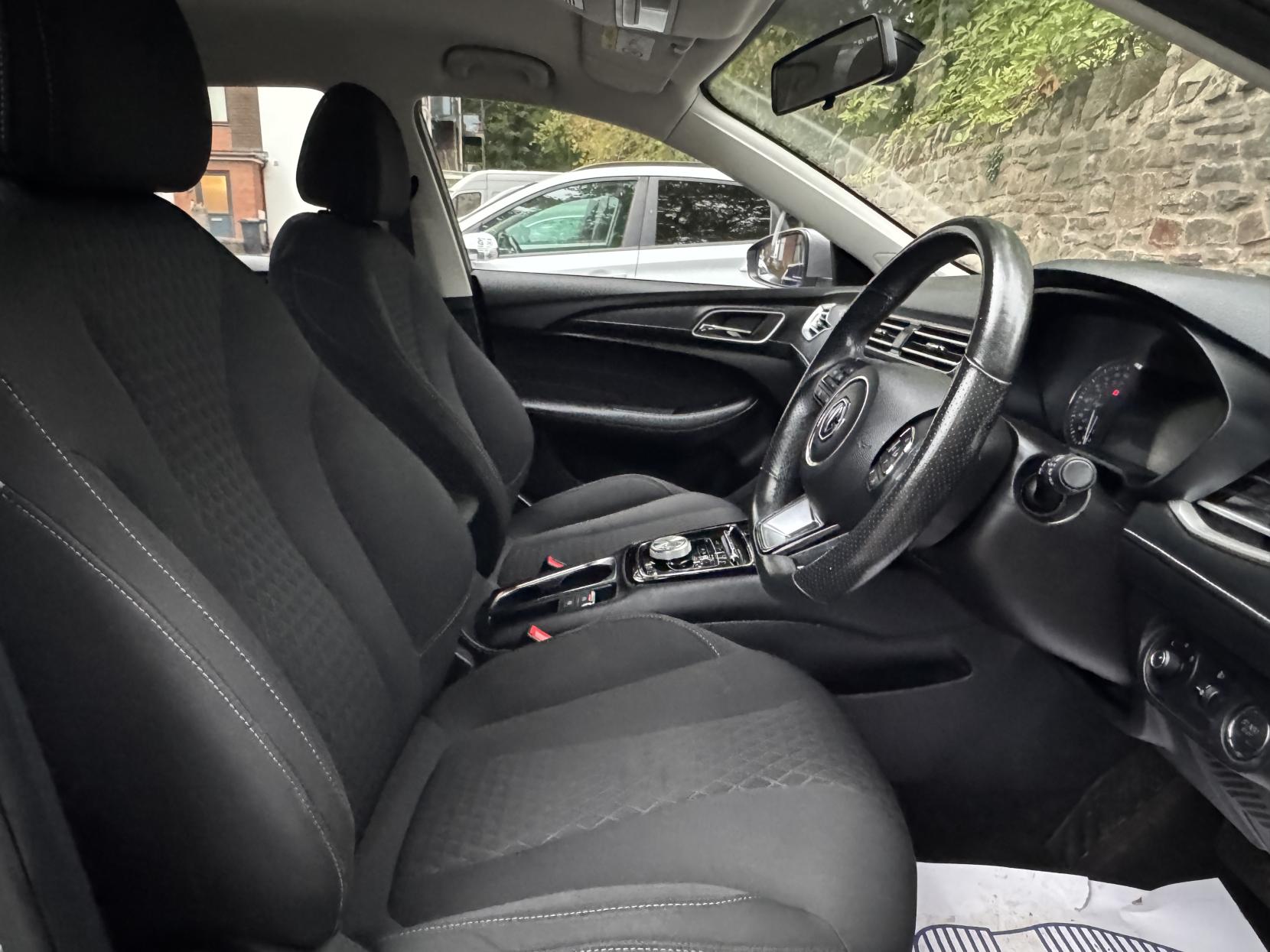 MG MG5 52.5kWh Excite Estate 5dr Electric Auto (156 ps)