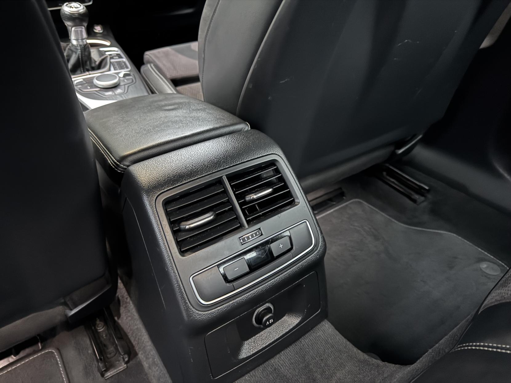 Audi A4 2.0 TDI S line Saloon 4dr Diesel Manual Euro 6 (s/s) (150 ps)