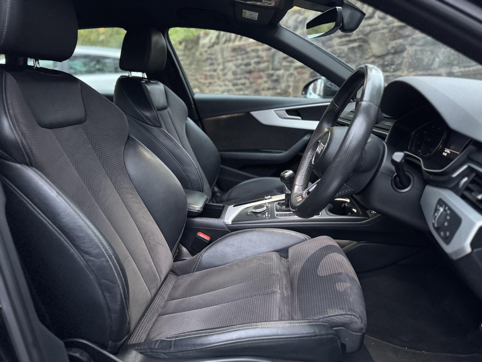 Audi A4 2.0 TDI S line Saloon 4dr Diesel Manual Euro 6 (s/s) (150 ps)