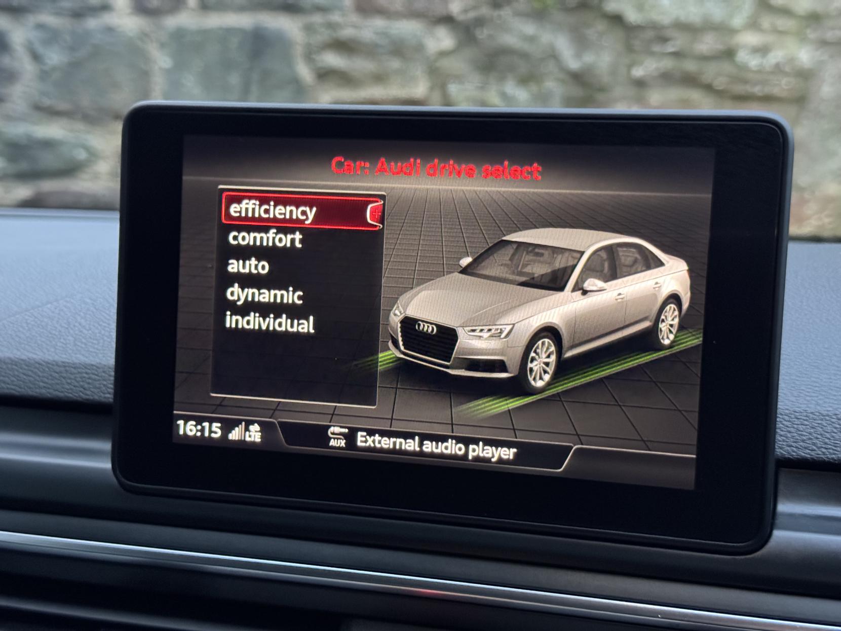 Audi A4 2.0 TDI S line Saloon 4dr Diesel Manual Euro 6 (s/s) (150 ps)