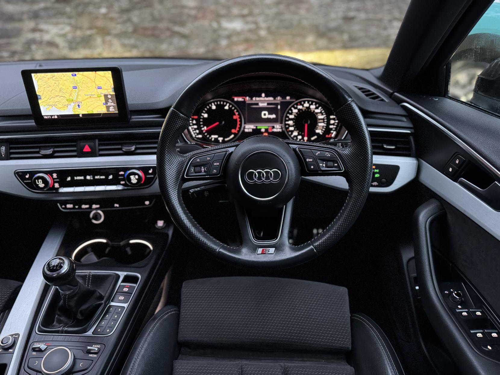 Audi A4 2.0 TDI S line Saloon 4dr Diesel Manual Euro 6 (s/s) (150 ps)