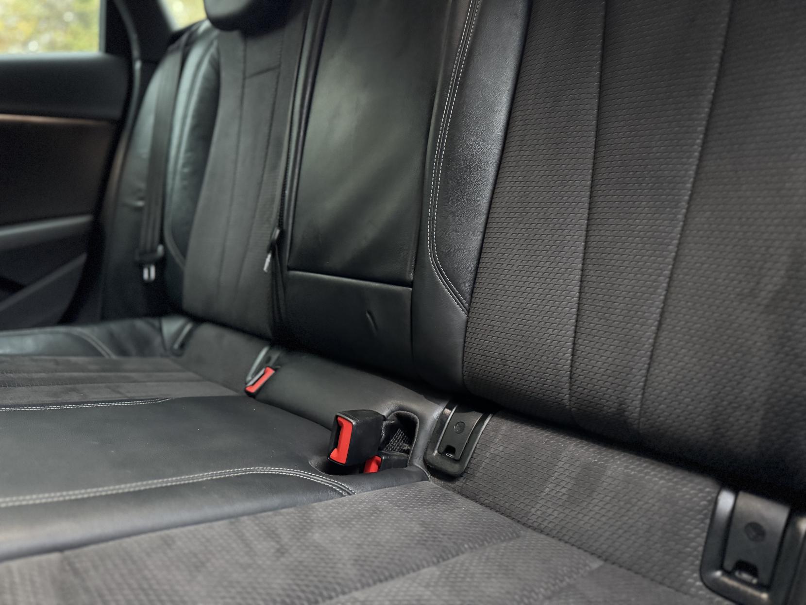 Audi A4 2.0 TDI S line Saloon 4dr Diesel Manual Euro 6 (s/s) (150 ps)