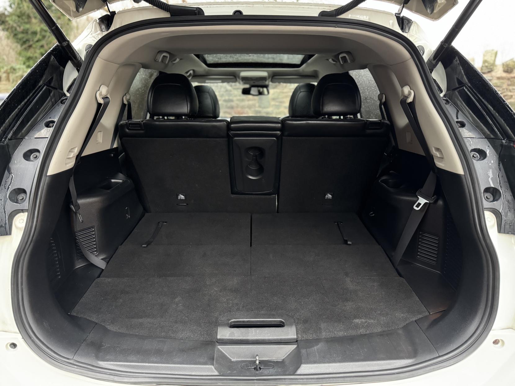 Nissan X-Trail 1.3 DIG-T Tekna SUV 5dr Petrol DCT Auto Euro 6 (s/s) (160 ps)