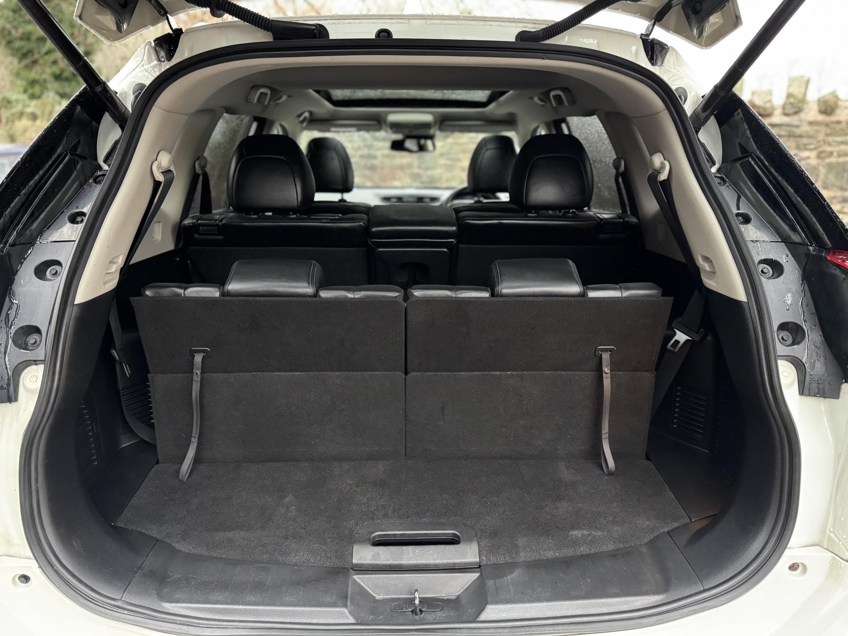 Nissan X-Trail 1.3 DIG-T Tekna SUV 5dr Petrol DCT Auto Euro 6 (s/s) (160 ps)