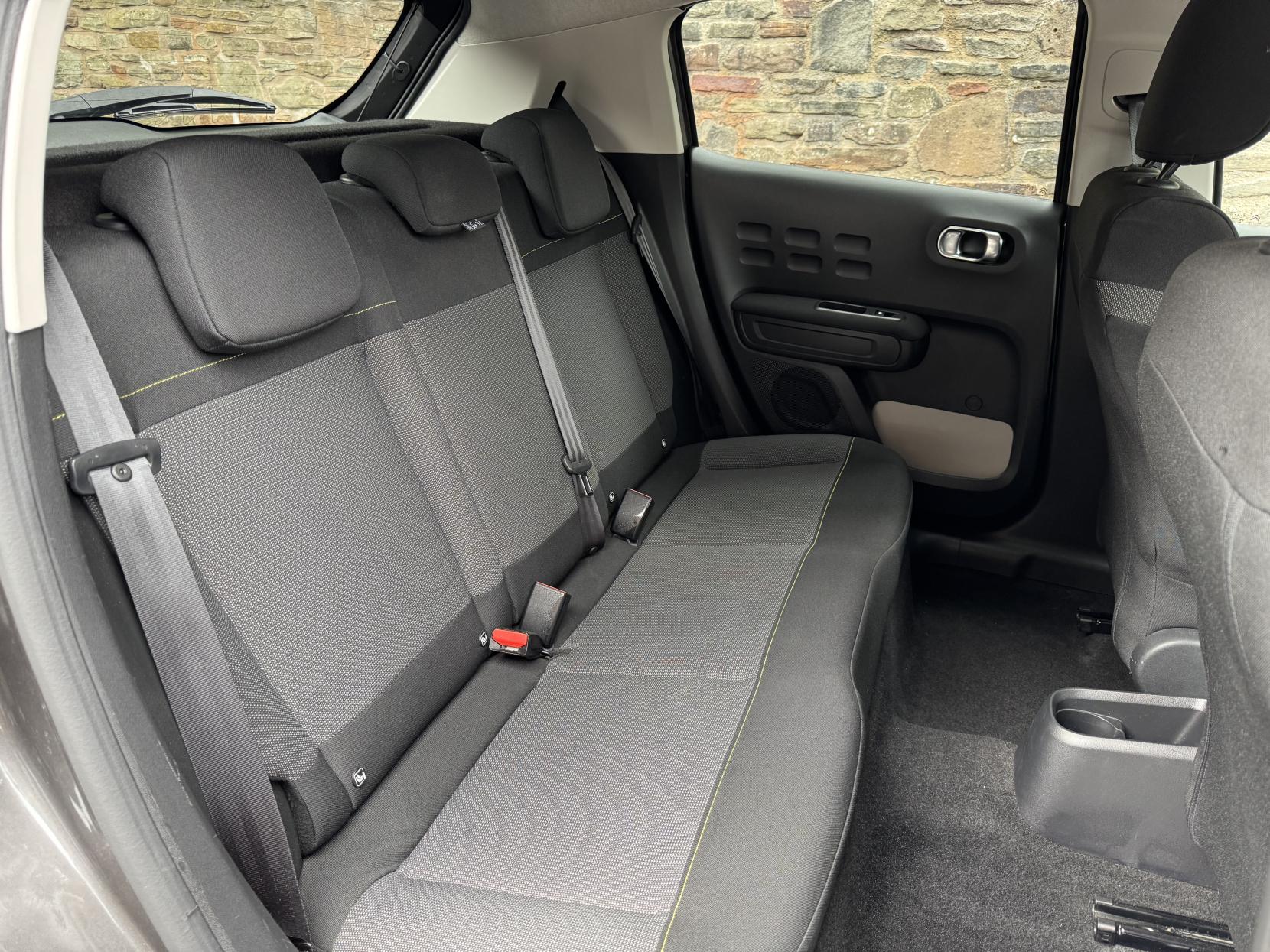 Citroen C3 1.2 PureTech Flair Hatchback 5dr Petrol Manual Euro 6 (s/s) (82 ps)