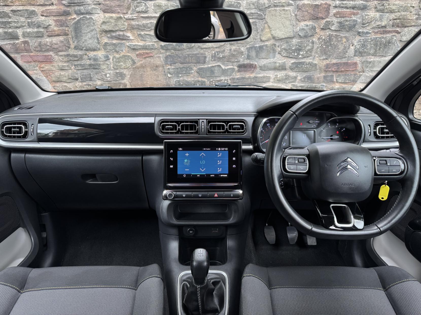Citroen C3 1.2 PureTech Flair Hatchback 5dr Petrol Manual Euro 6 (s/s) (82 ps)