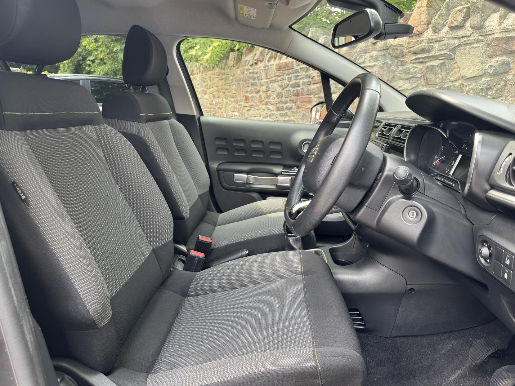 Citroen C3 1.2 PureTech Flair Hatchback 5dr Petrol Manual Euro 6 (s/s) (82 ps)