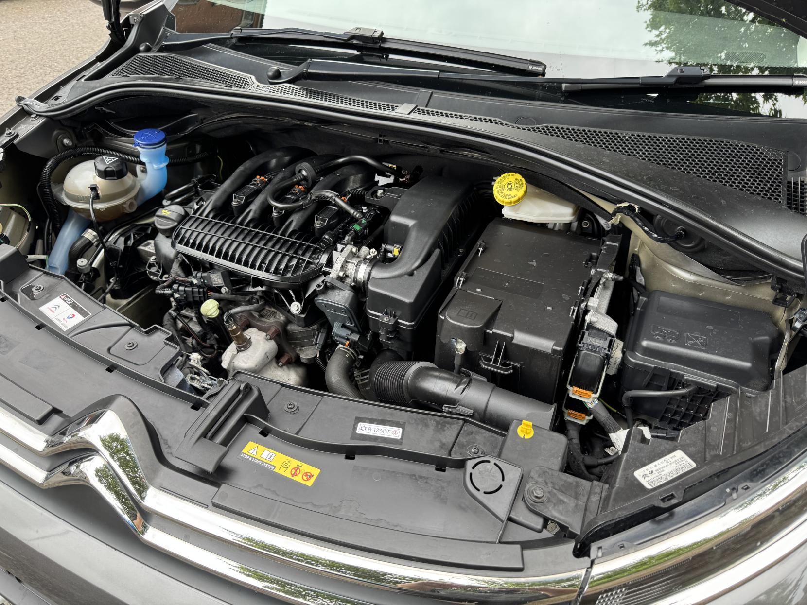 Citroen C3 1.2 PureTech Flair Hatchback 5dr Petrol Manual Euro 6 (s/s) (82 ps)