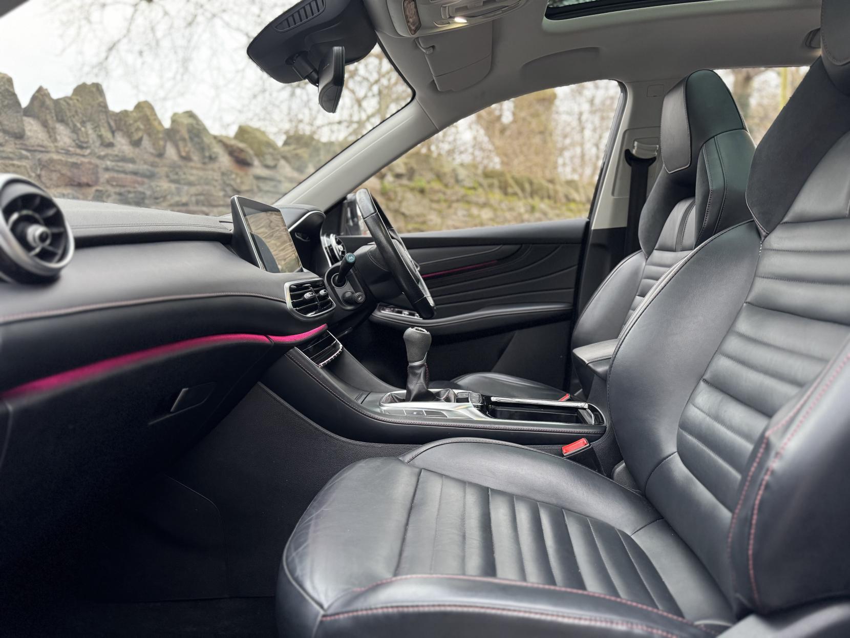 MG MG HS 1.5 T-GDI Exclusive SUV 5dr Petrol Manual Euro 6 (s/s) (162 ps)