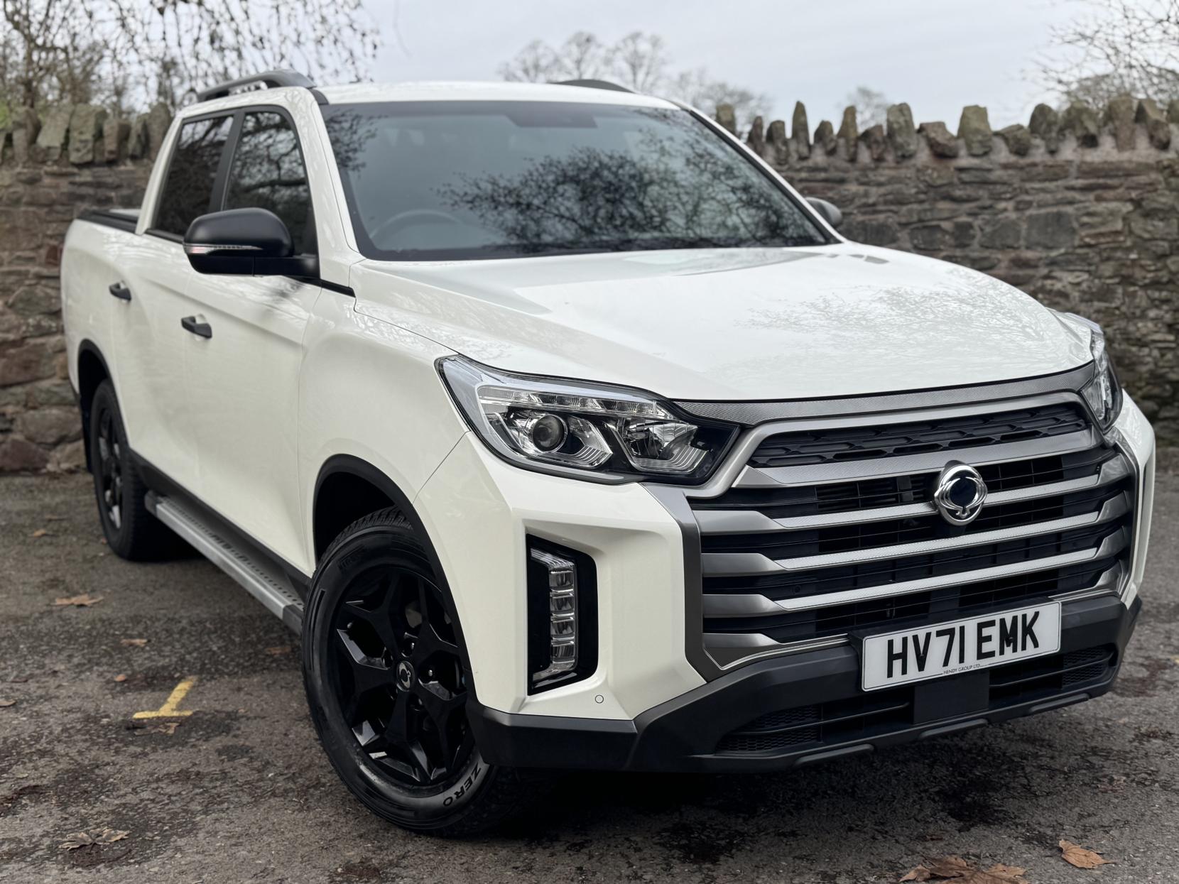 SsangYong Musso 2.2D Saracen Pickup Double Cab 4dr Diesel Auto 4WD Euro 6 (181 ps)