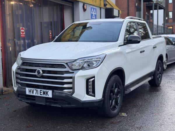 SsangYong Musso 2.2D Saracen Pickup Double Cab 4dr Diesel Auto 4WD Euro 6 (181 ps)