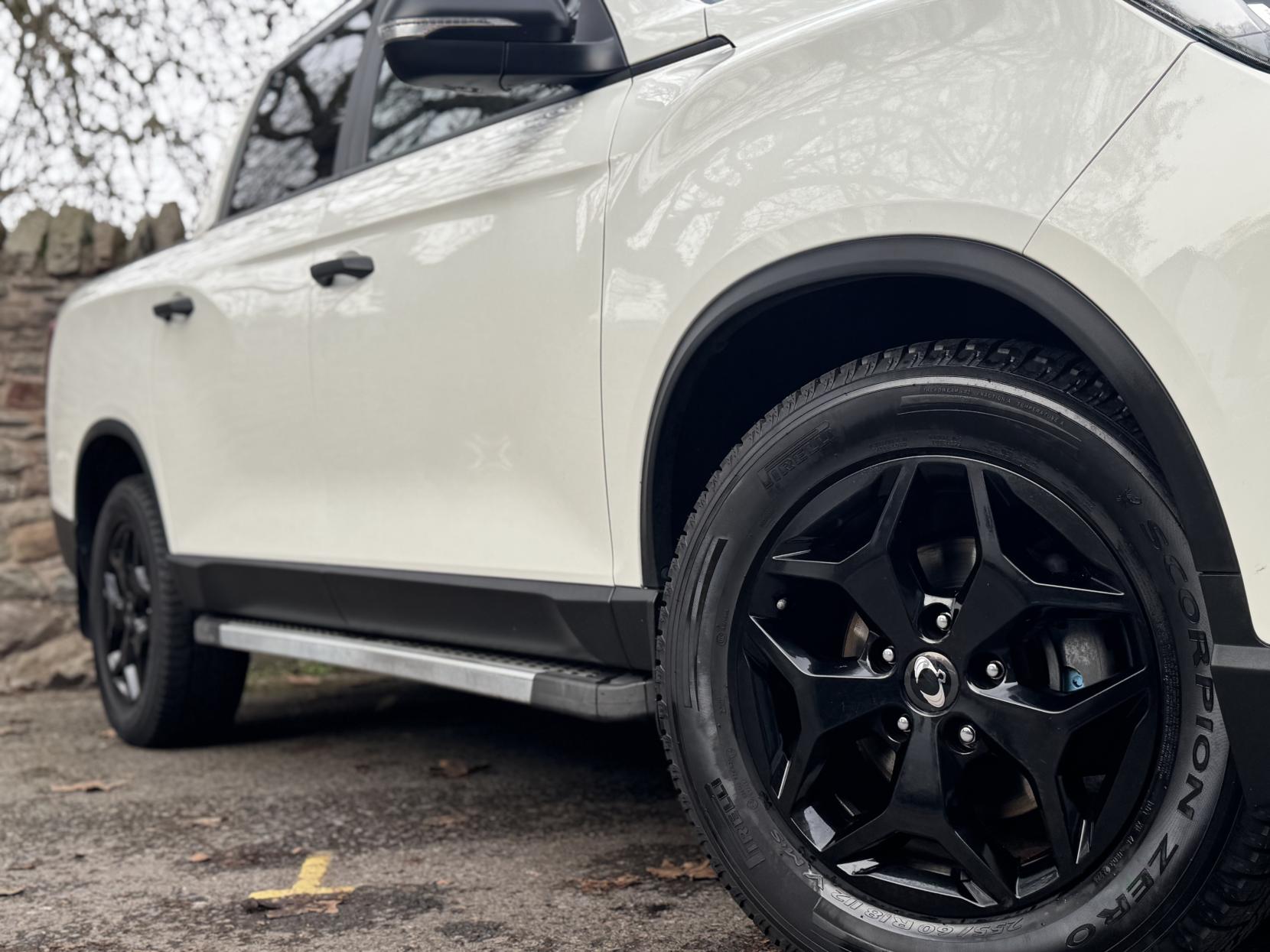 SsangYong Musso 2.2D Saracen Pickup Double Cab 4dr Diesel Auto 4WD Euro 6 (181 ps)