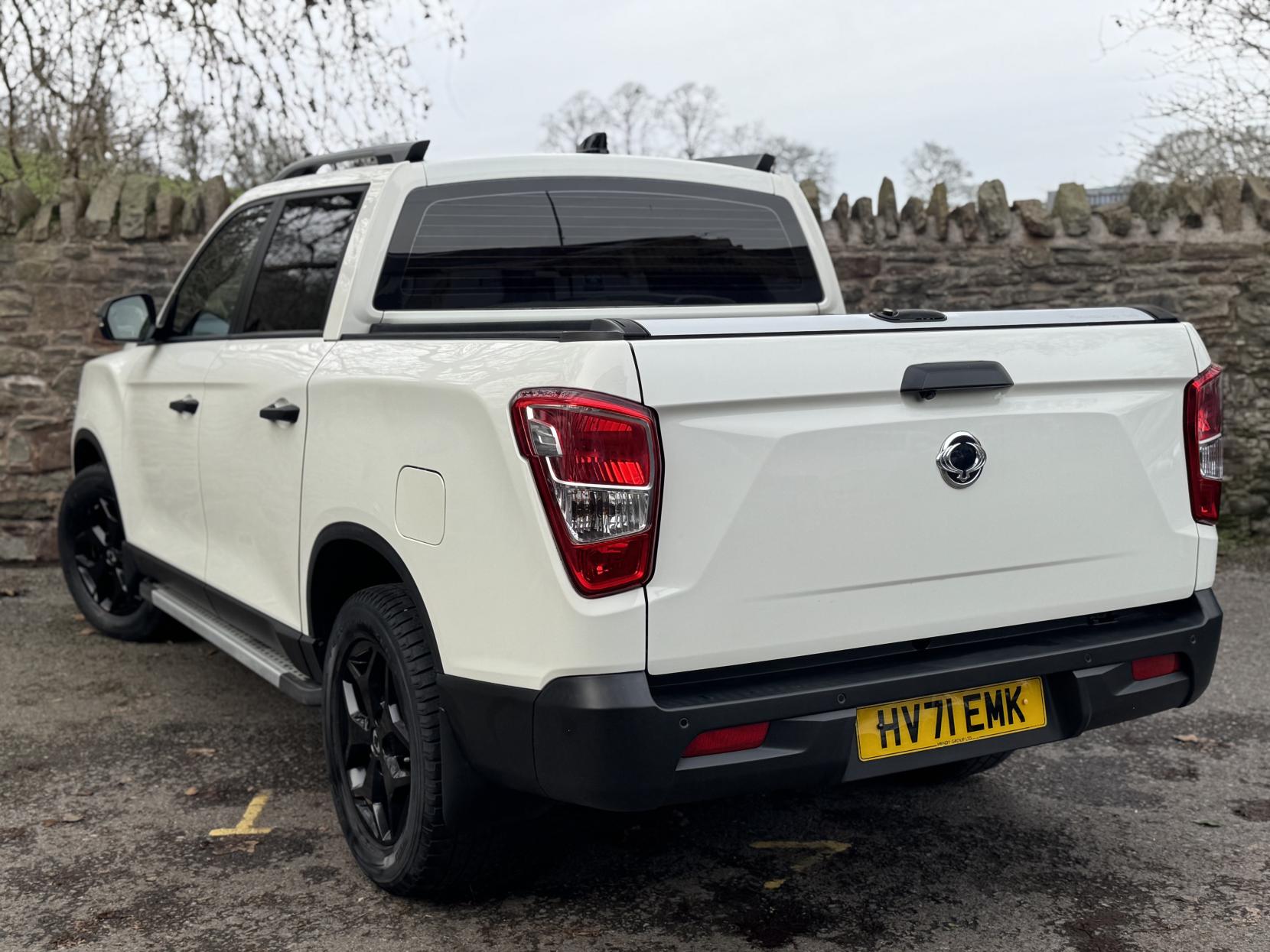 SsangYong Musso 2.2D Saracen Pickup Double Cab 4dr Diesel Auto 4WD Euro 6 (181 ps)