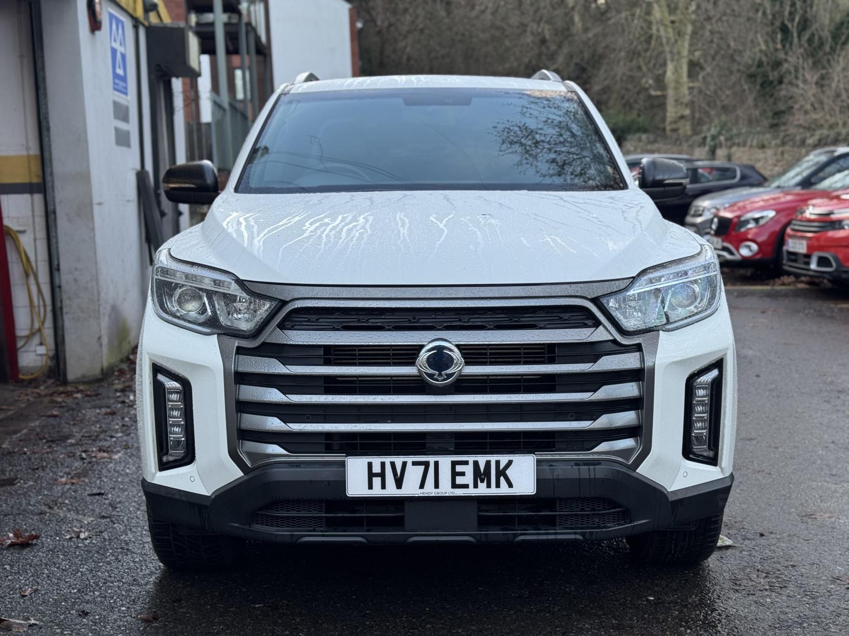 SsangYong Musso 2.2D Saracen Pickup Double Cab 4dr Diesel Auto 4WD Euro 6 (181 ps)