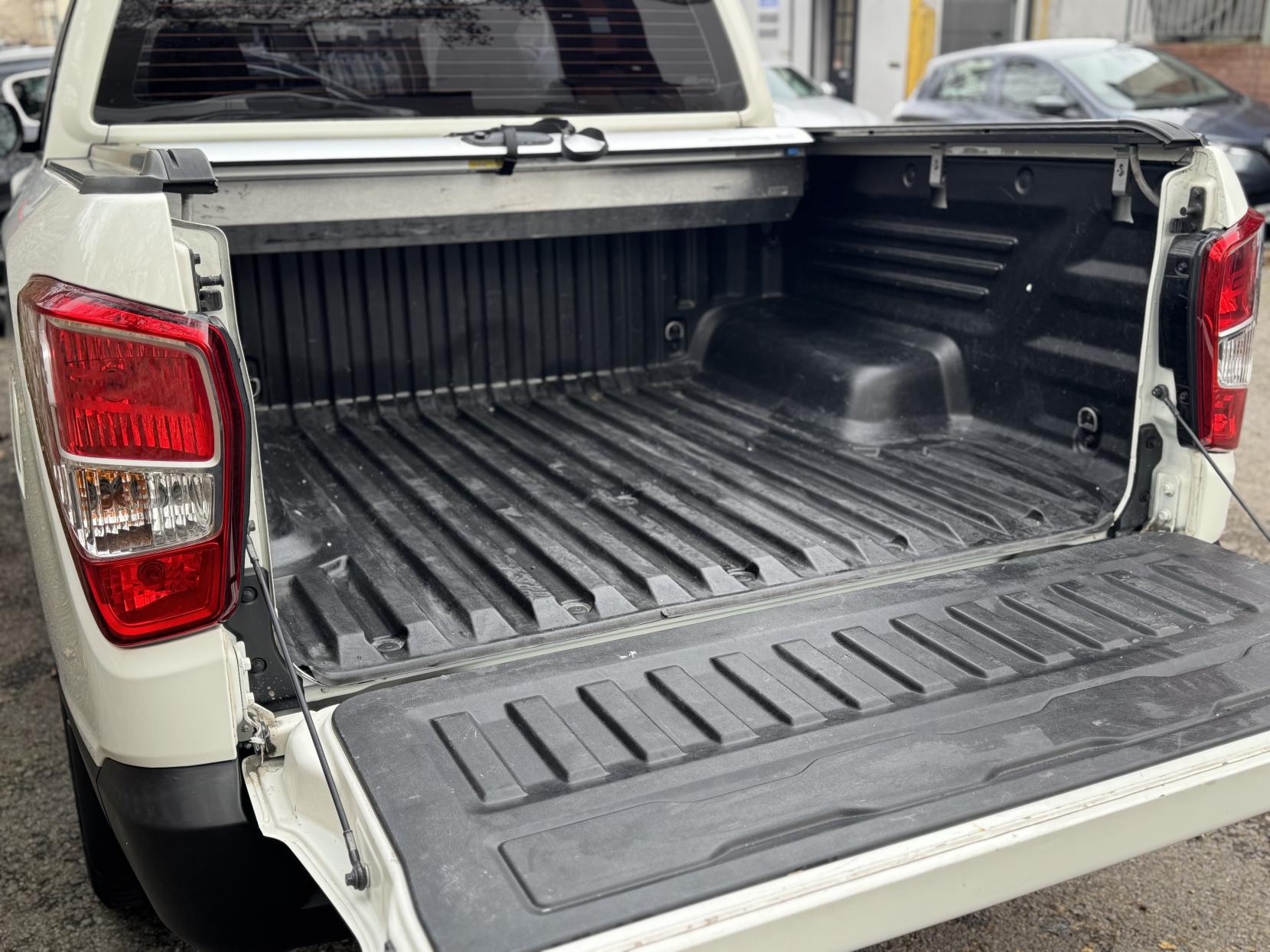 SsangYong Musso 2.2D Saracen Pickup Double Cab 4dr Diesel Auto 4WD Euro 6 (181 ps)