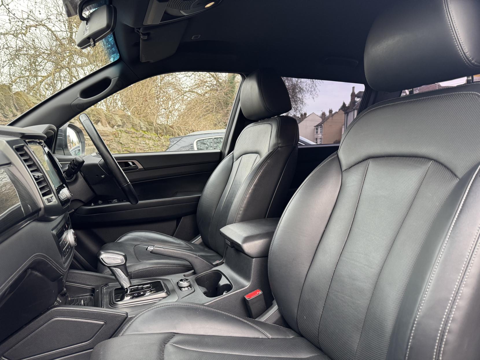 SsangYong Musso 2.2D Saracen Pickup Double Cab 4dr Diesel Auto 4WD Euro 6 (181 ps)