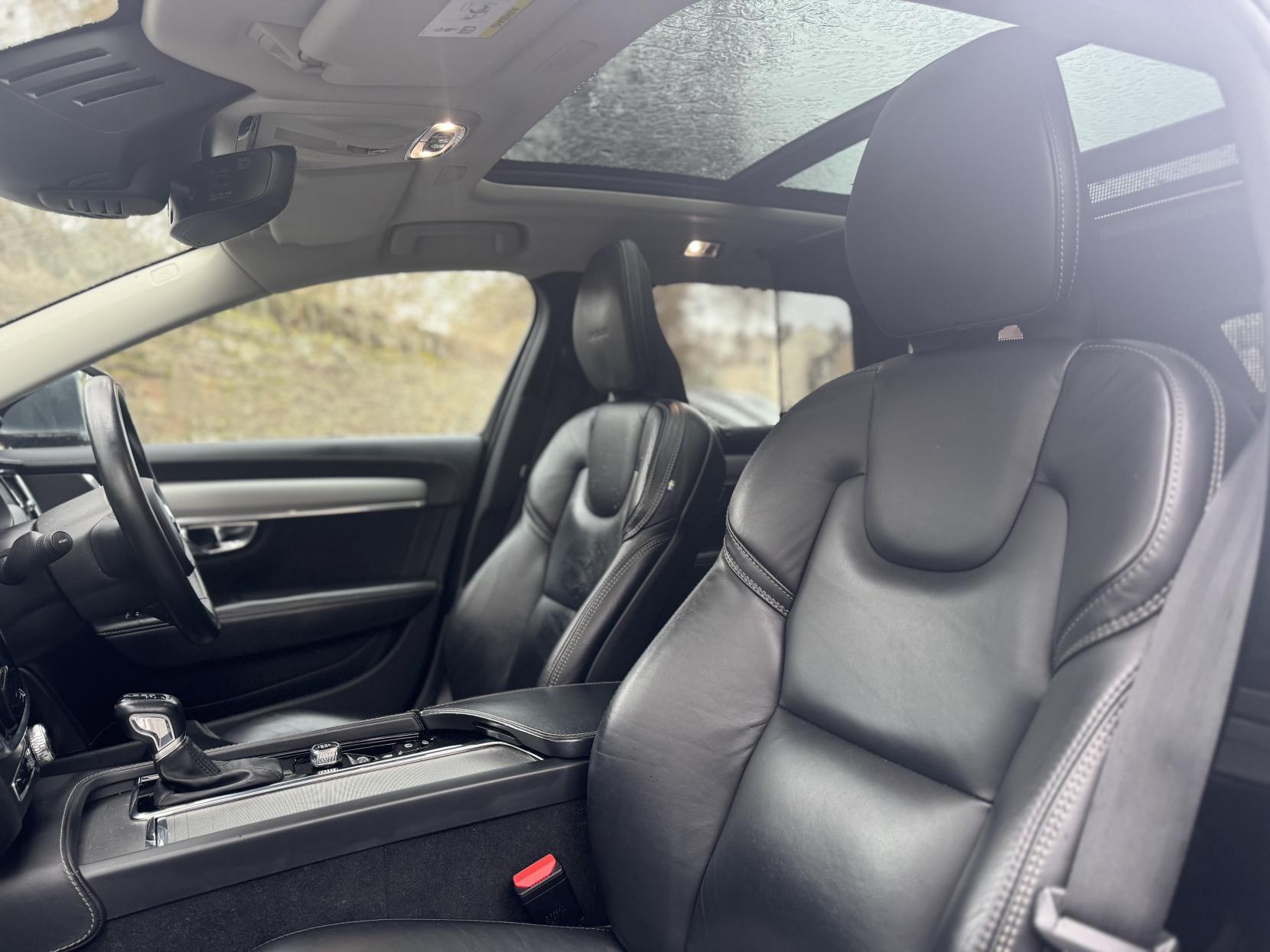 Volvo V90 2.0 D4 Inscription Estate 5dr Diesel Auto Euro 6 (s/s) (190 ps)