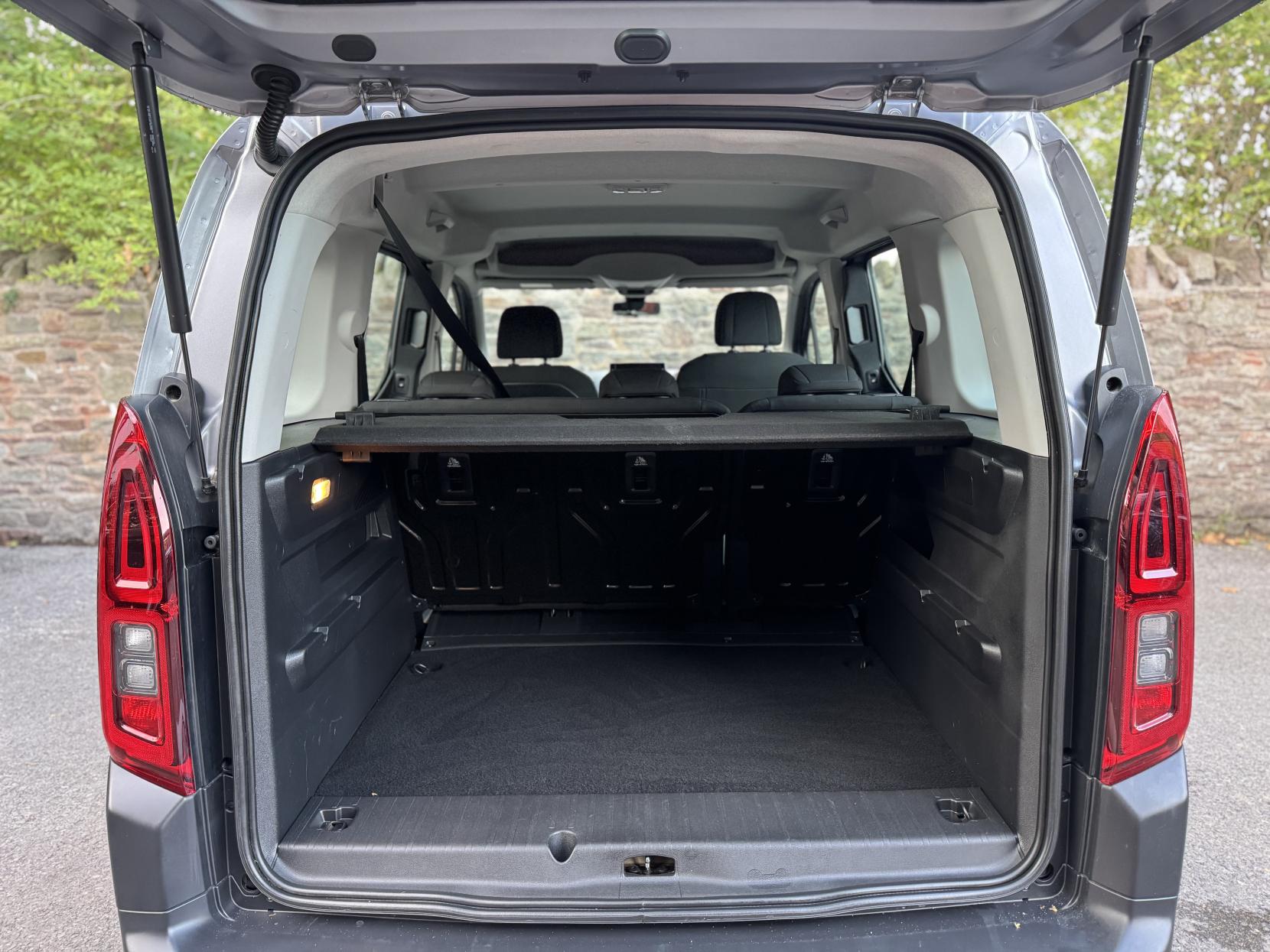 Citroen Berlingo 1.5 BlueHDi Flair M MPV 5dr Diesel Manual Euro 6 (s/s) (100 ps)
