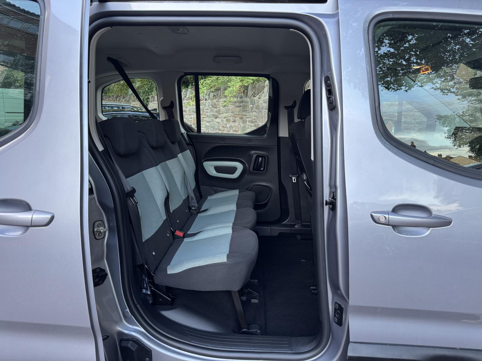 Citroen Berlingo 1.5 BlueHDi Flair M MPV 5dr Diesel Manual Euro 6 (s/s) (100 ps)
