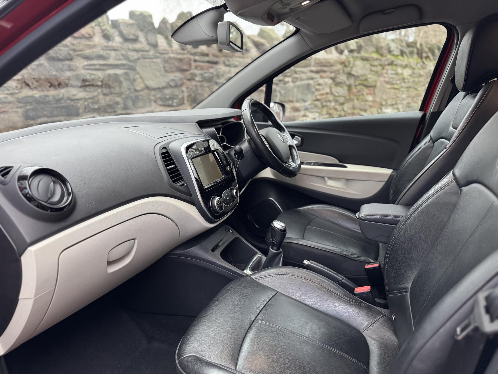 Renault Captur 0.9 TCe ENERGY GT Line SUV 5dr Petrol Manual Euro 6 (s/s) (90 ps)