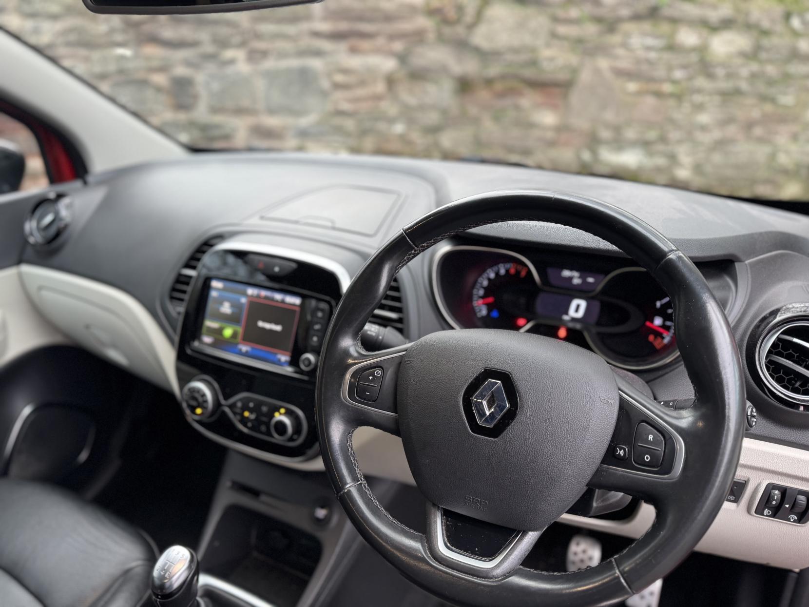 Renault Captur 0.9 TCe ENERGY GT Line SUV 5dr Petrol Manual Euro 6 (s/s) (90 ps)