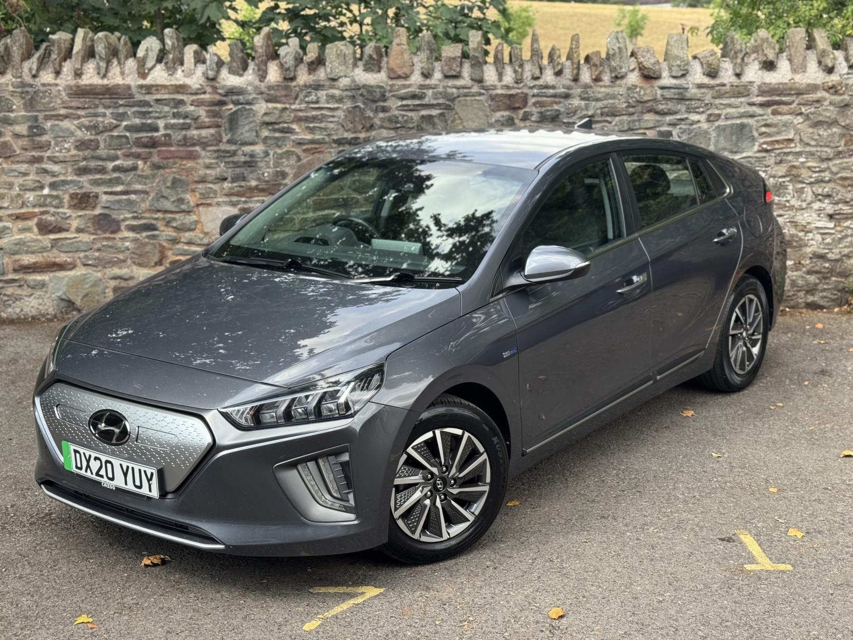 Hyundai IONIQ 38.3kWh Premium Hatchback 5dr Electric Auto (136 ps)