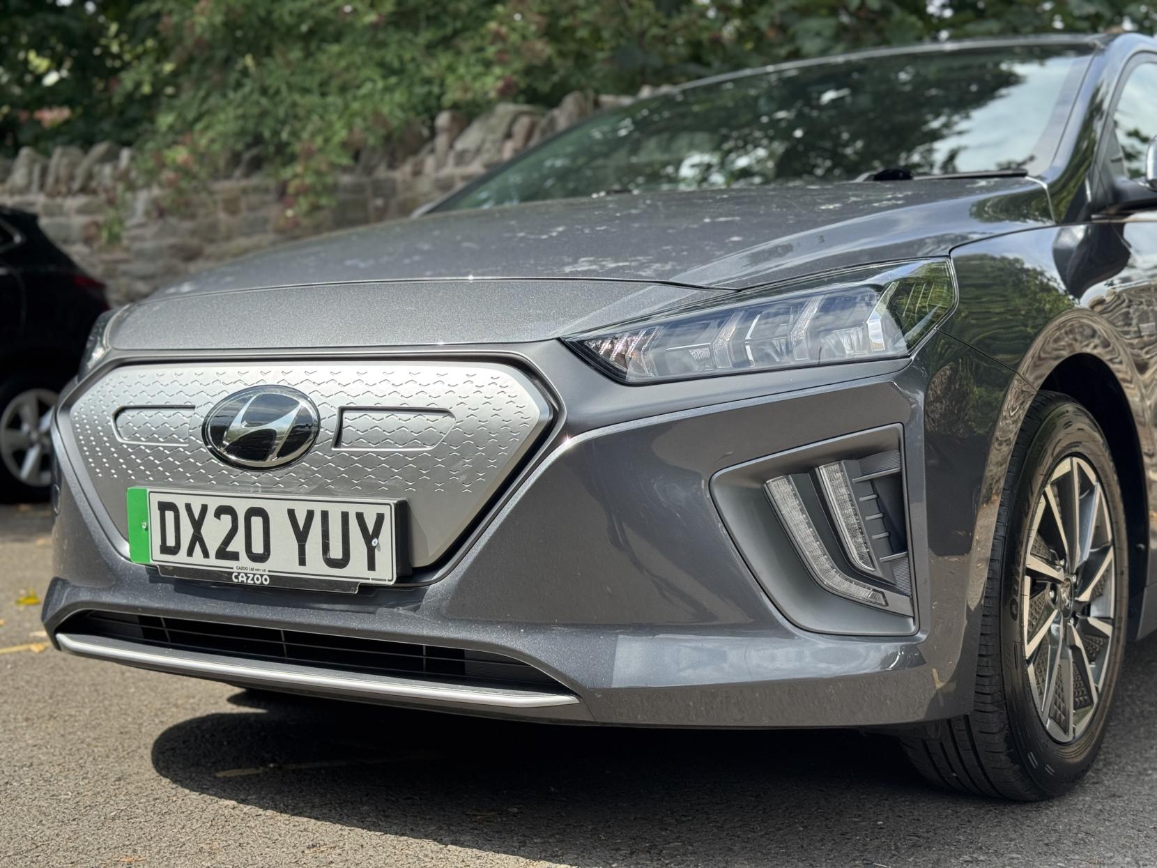 Hyundai IONIQ 38.3kWh Premium Hatchback 5dr Electric Auto (136 ps)