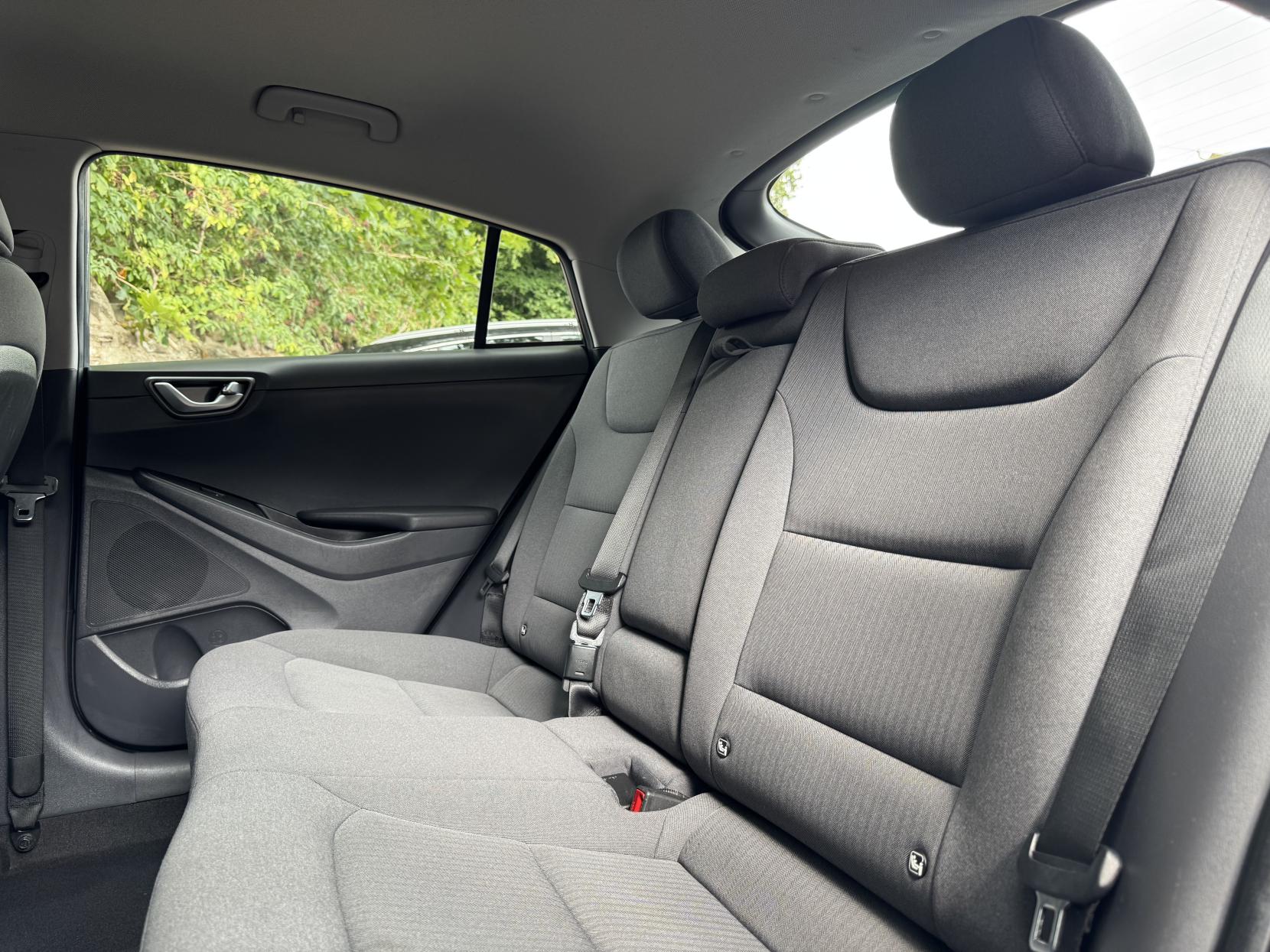 Hyundai IONIQ 38.3kWh Premium Hatchback 5dr Electric Auto (136 ps)