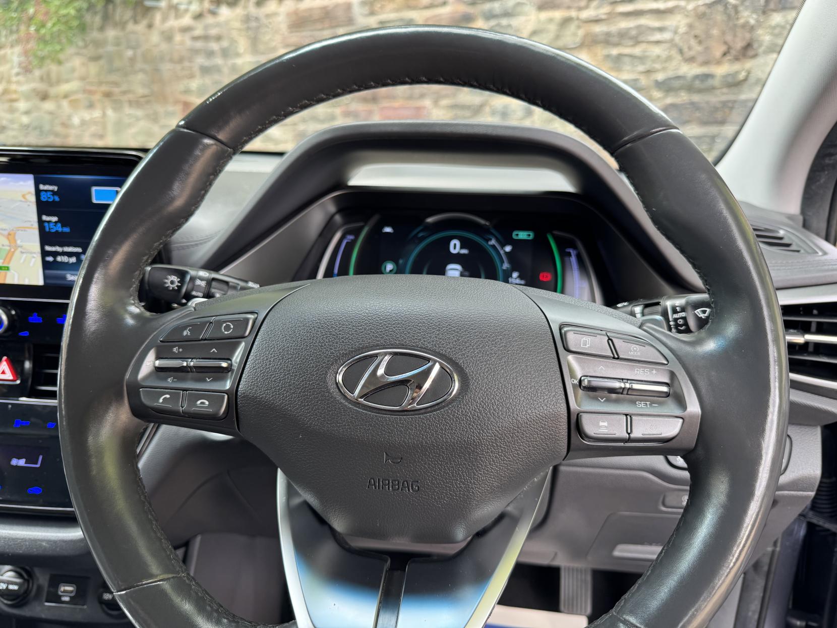 Hyundai IONIQ 38.3kWh Premium Hatchback 5dr Electric Auto (136 ps)