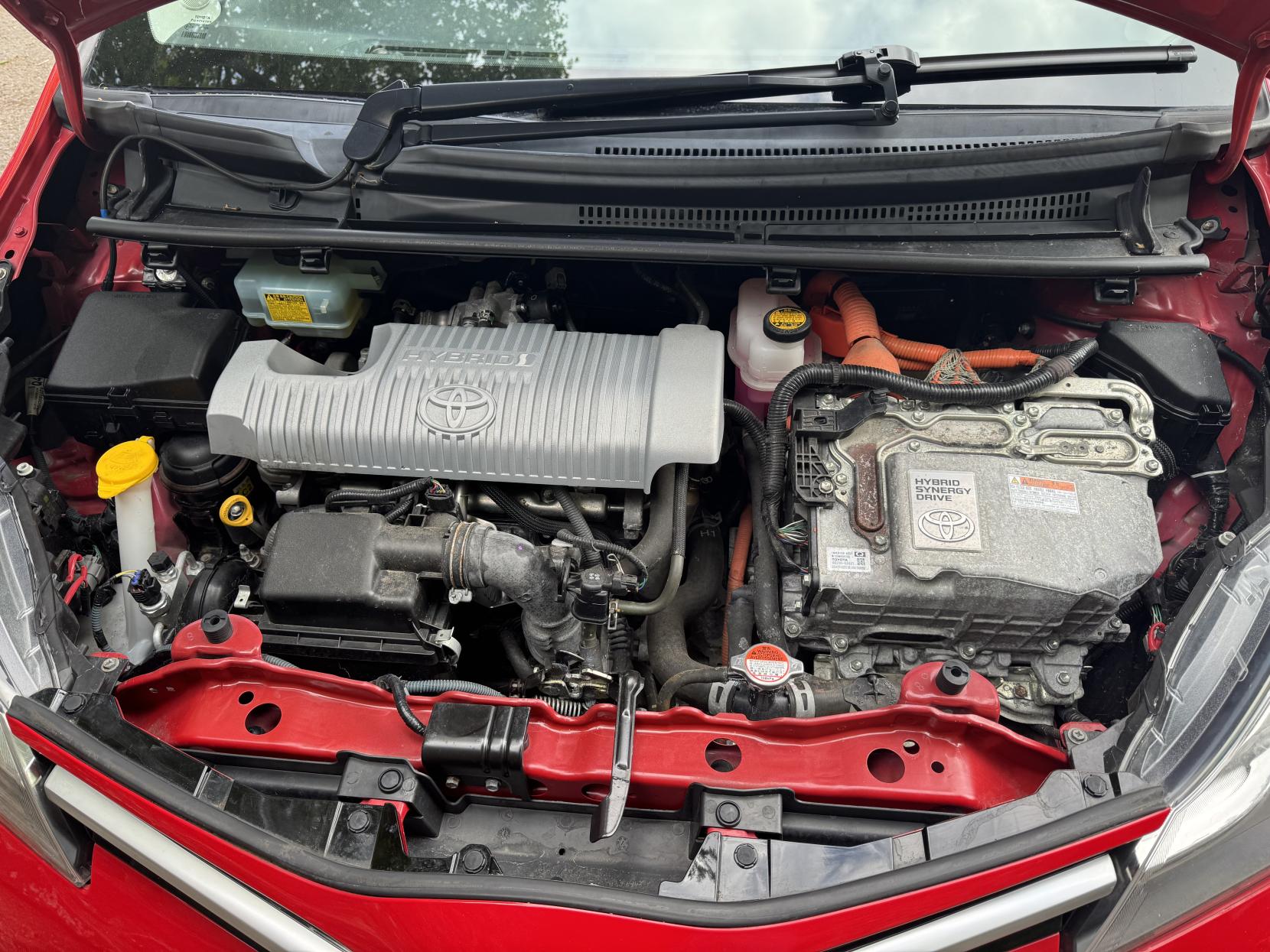 Toyota Yaris 1.5 VVT-h Icon Hatchback 5dr Petrol Hybrid E-CVT Euro 6 (Safety Sense) (101 ps)