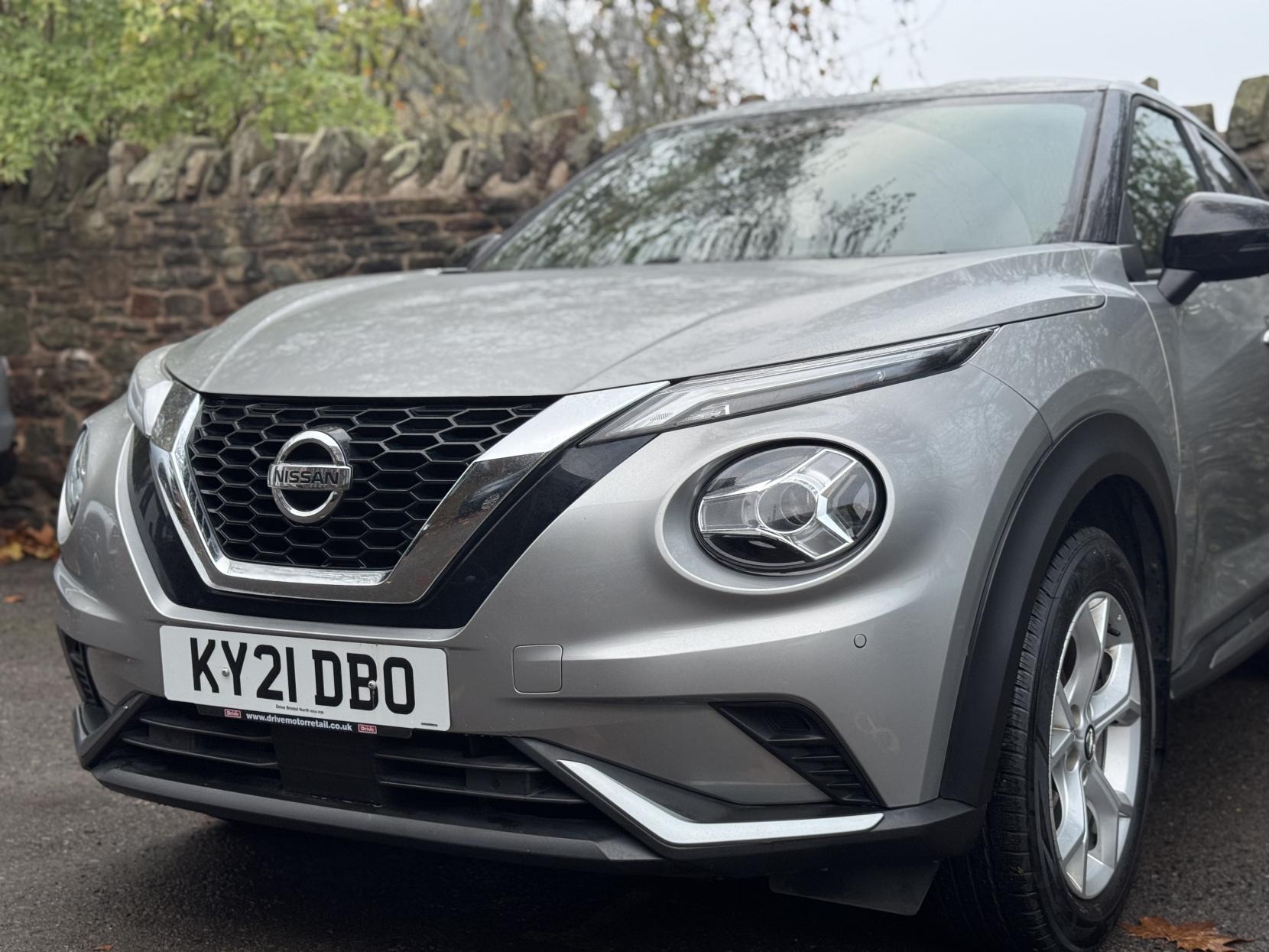 Nissan Juke 1.0 DIG-T N-Connecta SUV 5dr Petrol Manual Euro 6 (s/s) (114 ps)