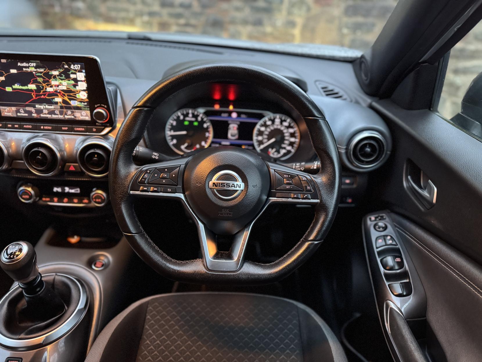 Nissan Juke 1.0 DIG-T N-Connecta SUV 5dr Petrol Manual Euro 6 (s/s) (114 ps)