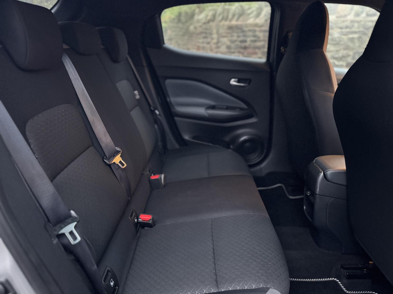 Nissan Juke 1.0 DIG-T N-Connecta SUV 5dr Petrol Manual Euro 6 (s/s) (114 ps)