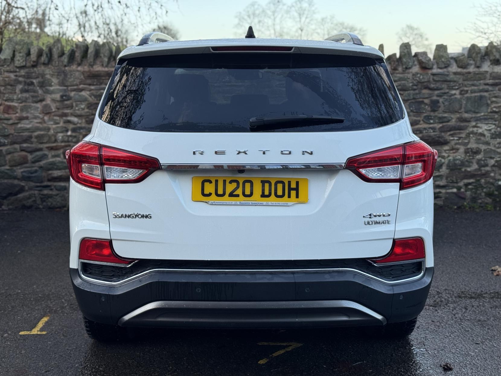 SsangYong Rexton 2.2D Ultimate SUV 5dr Diesel T-Tronic 4WD Euro 6 (181 ps)