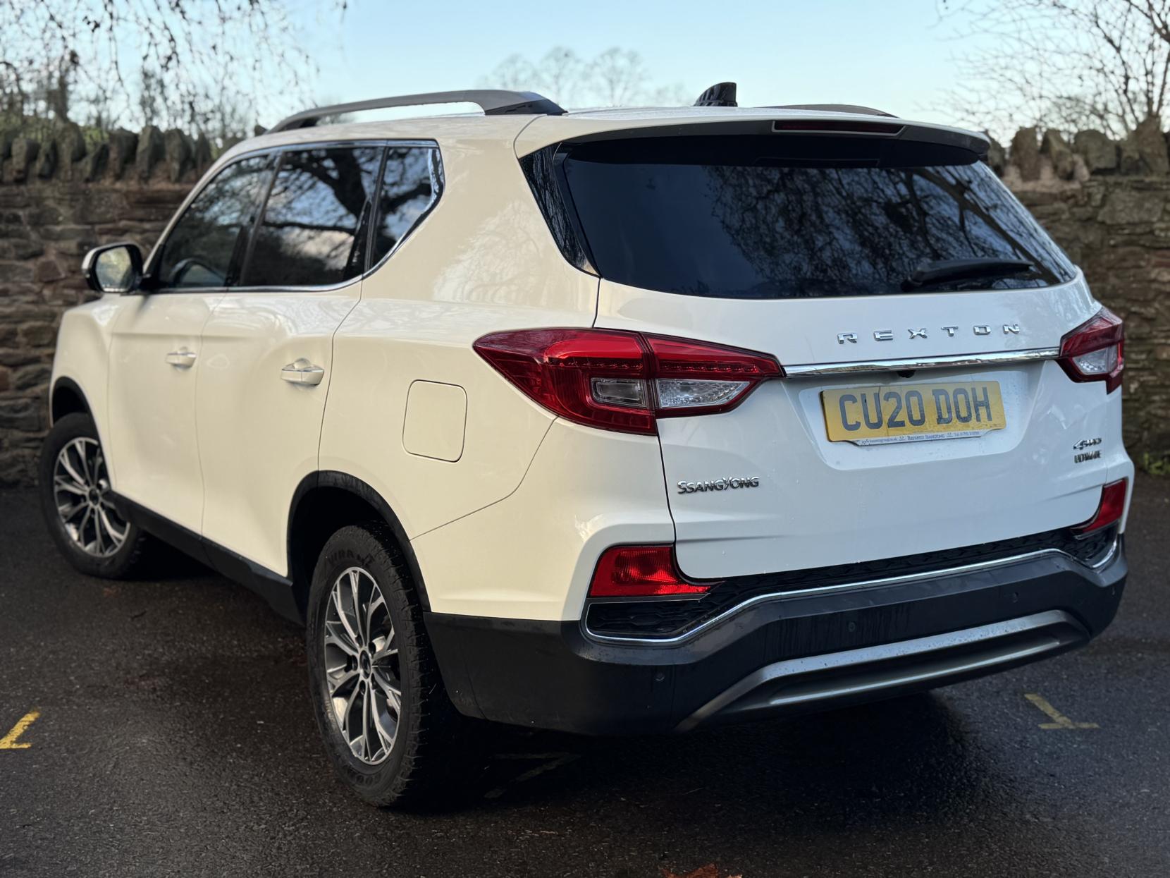 SsangYong Rexton 2.2D Ultimate SUV 5dr Diesel T-Tronic 4WD Euro 6 (181 ps)