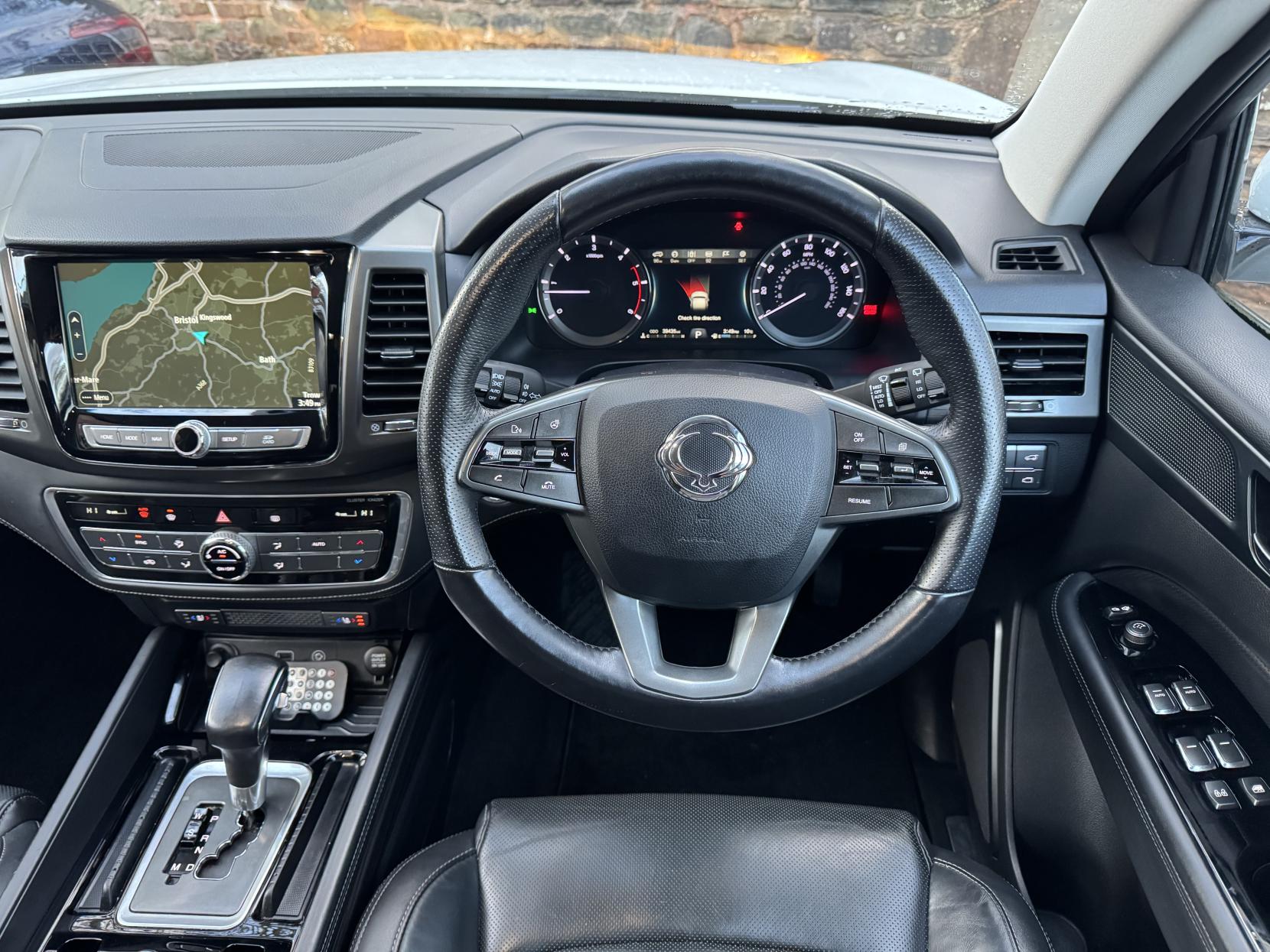 SsangYong Rexton 2.2D Ultimate SUV 5dr Diesel T-Tronic 4WD Euro 6 (181 ps)