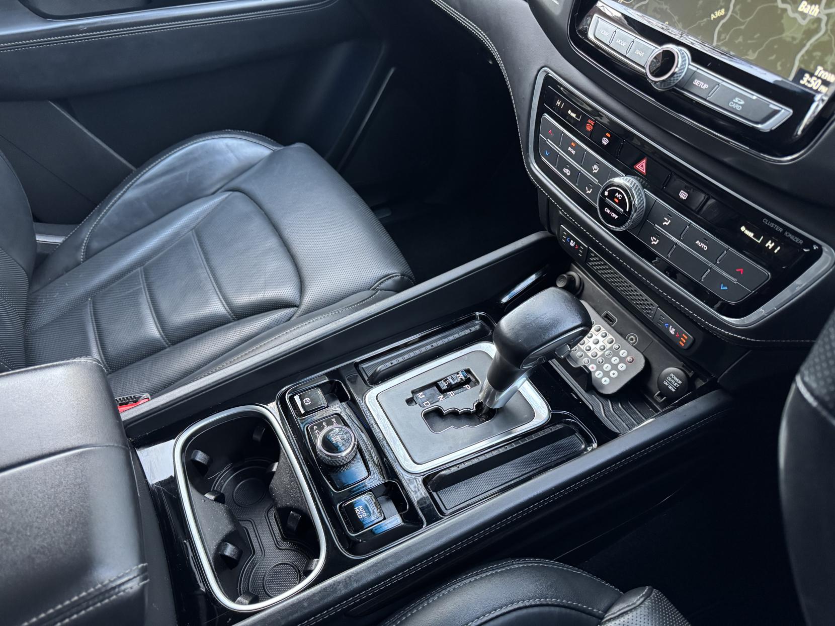 SsangYong Rexton 2.2D Ultimate SUV 5dr Diesel T-Tronic 4WD Euro 6 (181 ps)