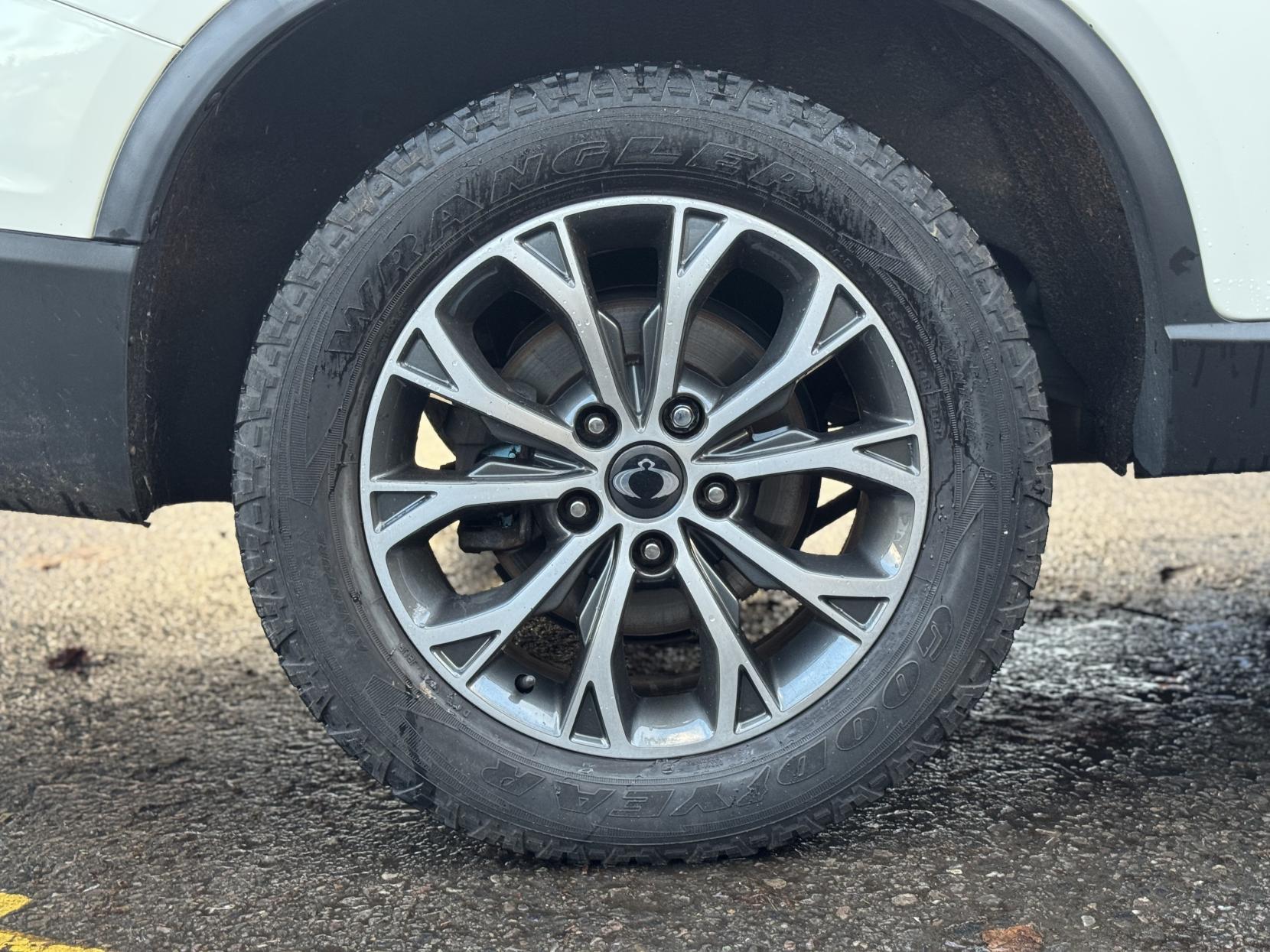 SsangYong Rexton 2.2D Ultimate SUV 5dr Diesel T-Tronic 4WD Euro 6 (181 ps)