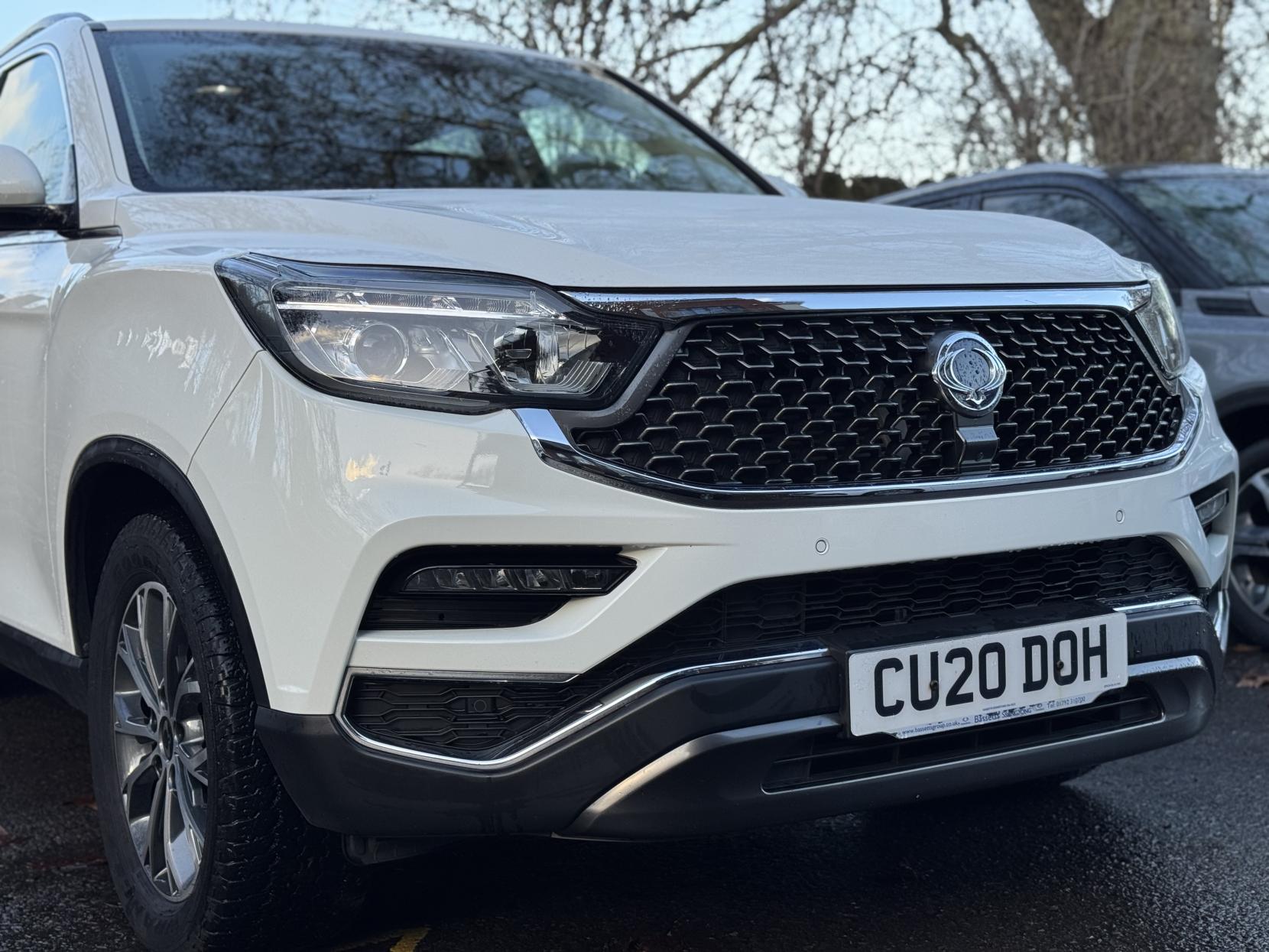 SsangYong Rexton 2.2D Ultimate SUV 5dr Diesel T-Tronic 4WD Euro 6 (181 ps)