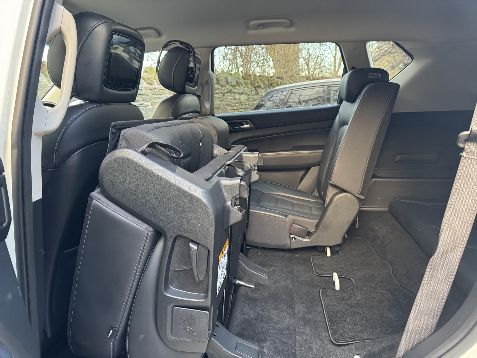 SsangYong Rexton 2.2D Ultimate SUV 5dr Diesel T-Tronic 4WD Euro 6 (181 ps)