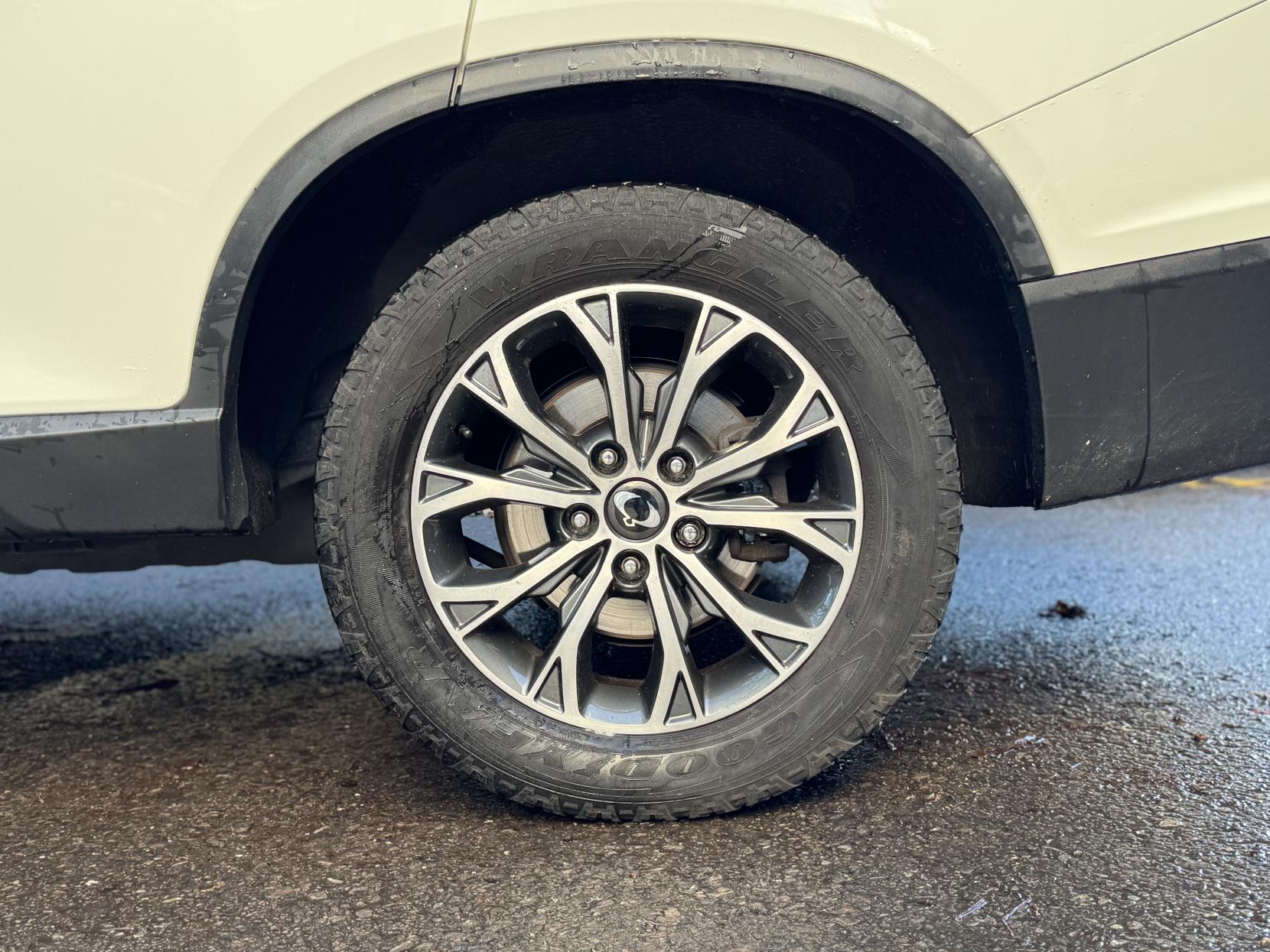 SsangYong Rexton 2.2D Ultimate SUV 5dr Diesel T-Tronic 4WD Euro 6 (181 ps)