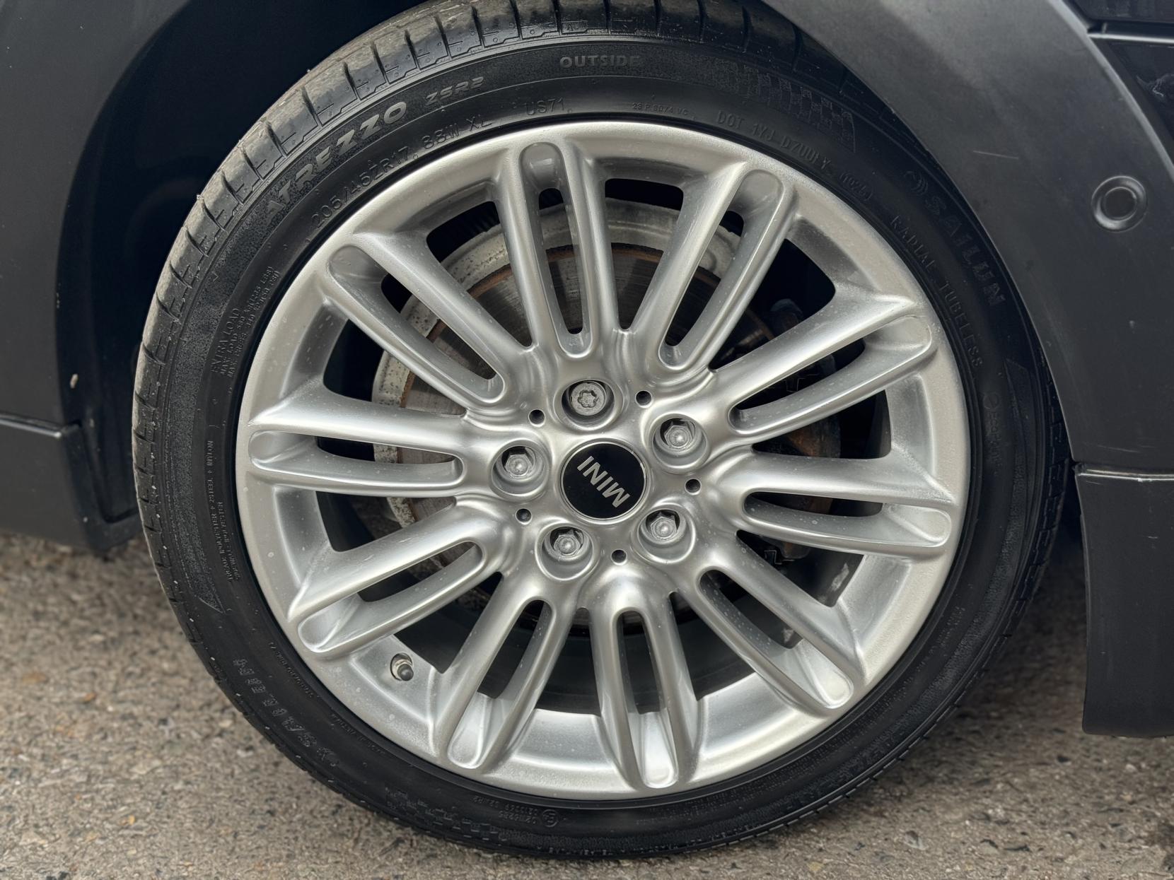 MINI Convertible 1.5 Cooper Convertible 2dr Petrol Auto Euro 6 (s/s) (136 ps)