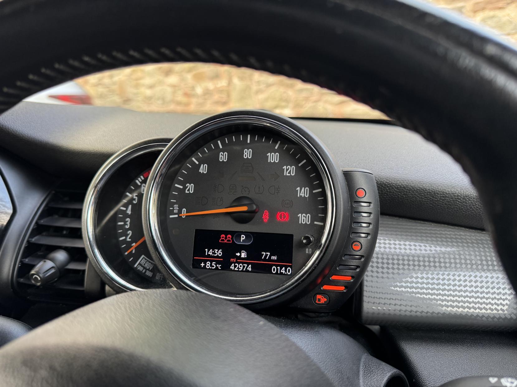 MINI Convertible 1.5 Cooper Convertible 2dr Petrol Auto Euro 6 (s/s) (136 ps)