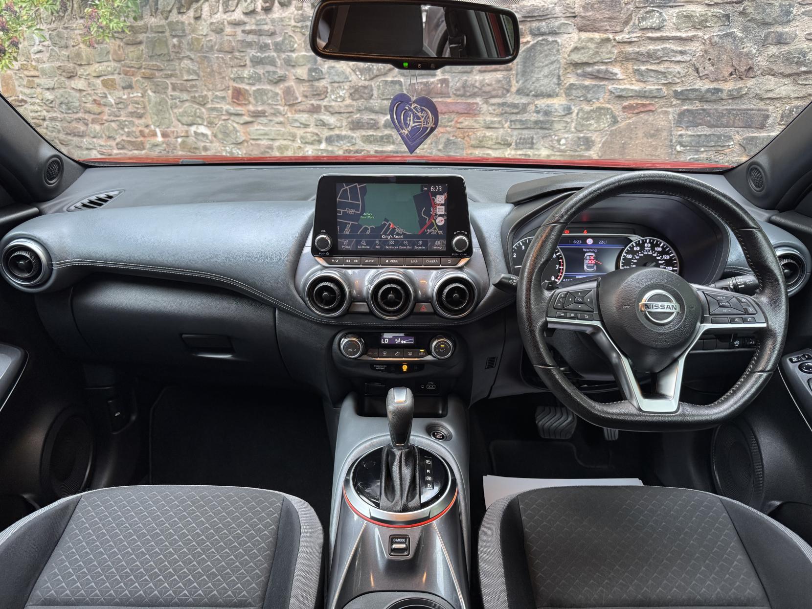 Nissan Juke 1.0 DIG-T N-Connecta SUV 5dr Petrol DCT Auto Euro 6 (s/s) (117 ps)