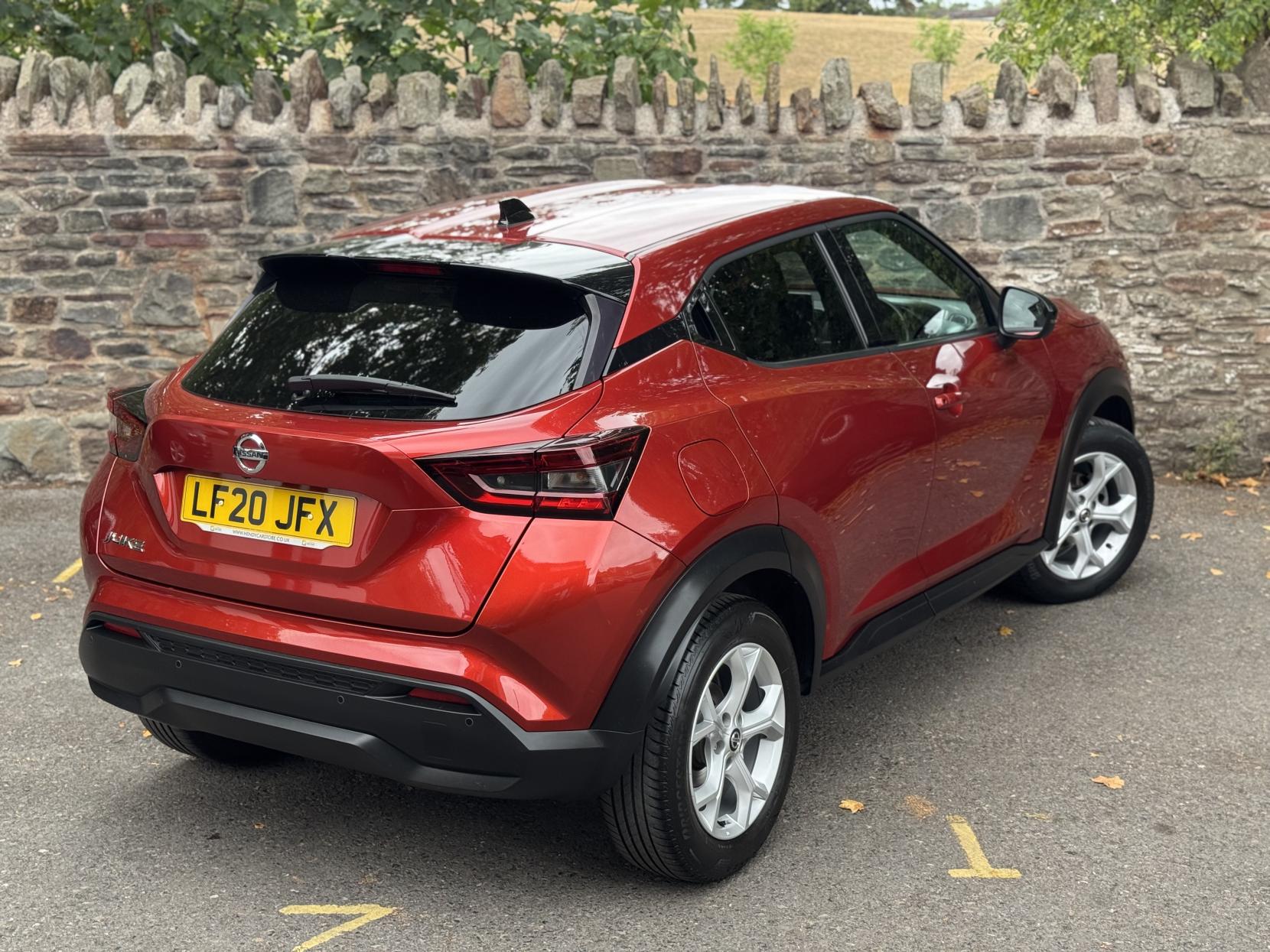 Nissan Juke 1.0 DIG-T N-Connecta SUV 5dr Petrol DCT Auto Euro 6 (s/s) (117 ps)